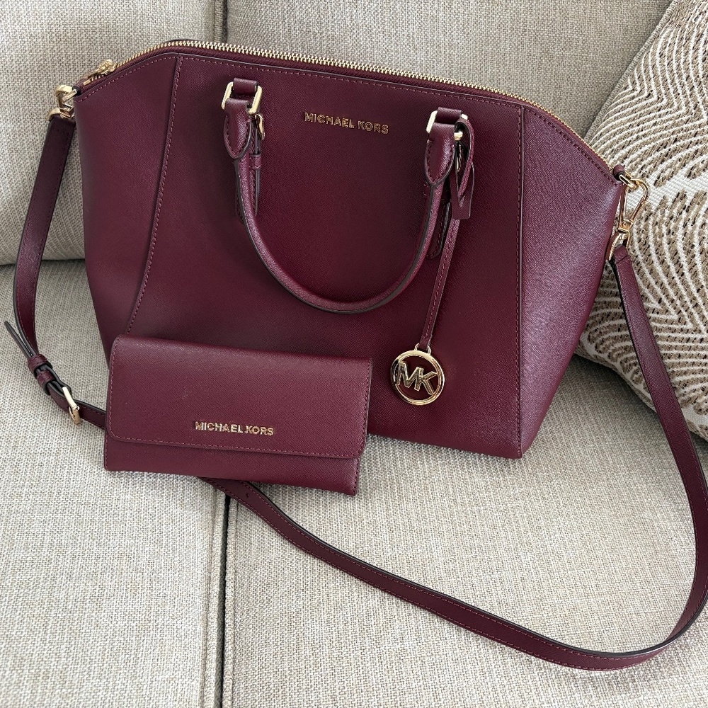 Michael Kors Ciara Large Satchel with matching wallet